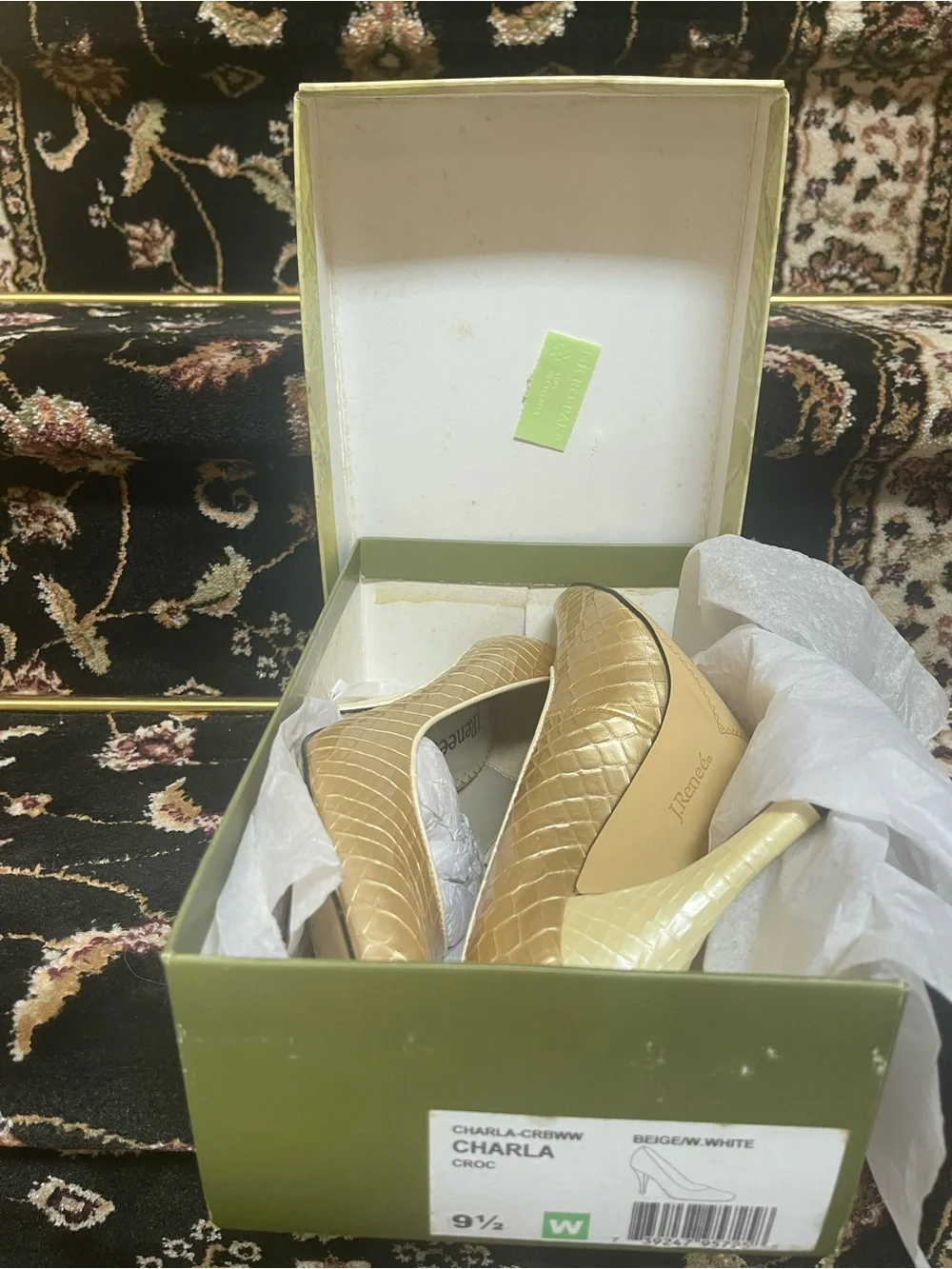 J Renee Retro Champagne Crocodile Embossed Neutral  Pattern Pumps Square Toe 9.5